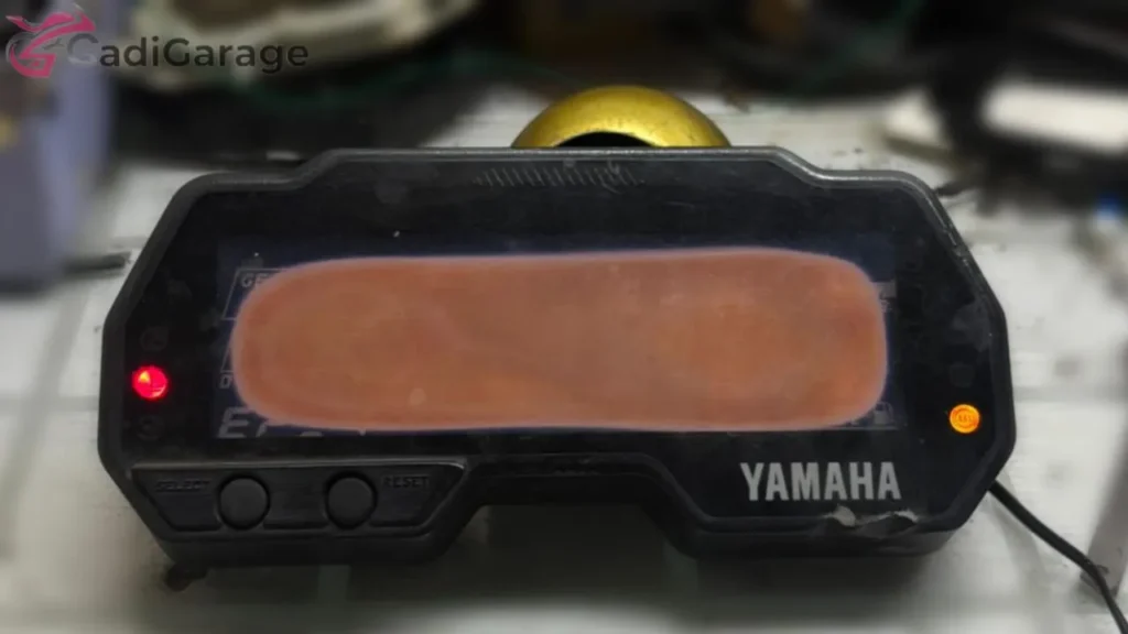 MT 15 Speedometer Sun Fade Before