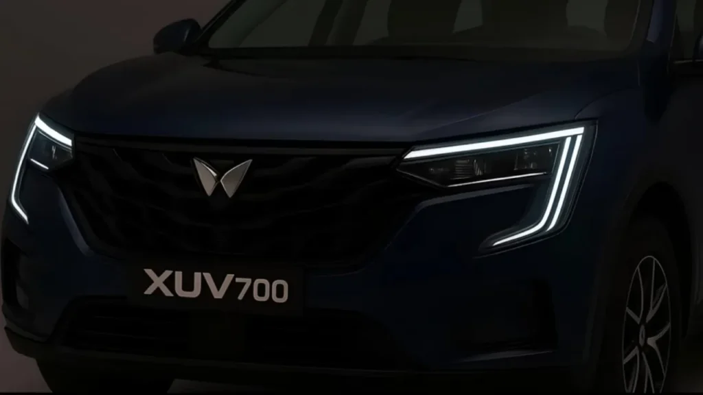 Mahindra-XUV700-Front-look