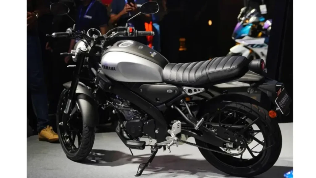 Yamaha XSR 155 Left Side look