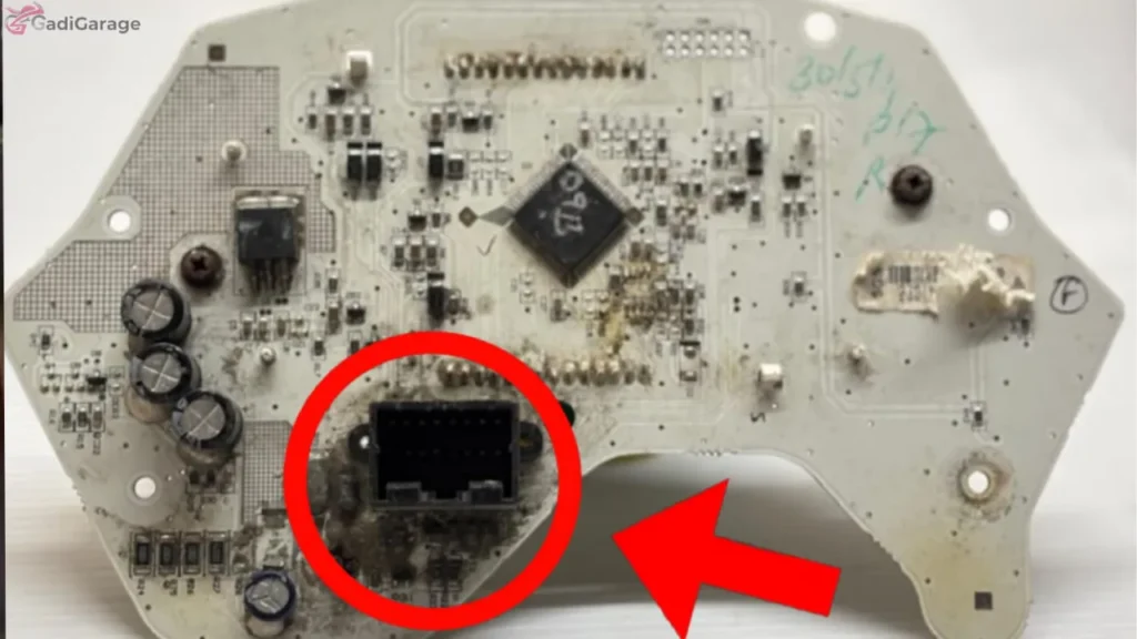 Yamaha FZ V1 speedometer repair Motherboard