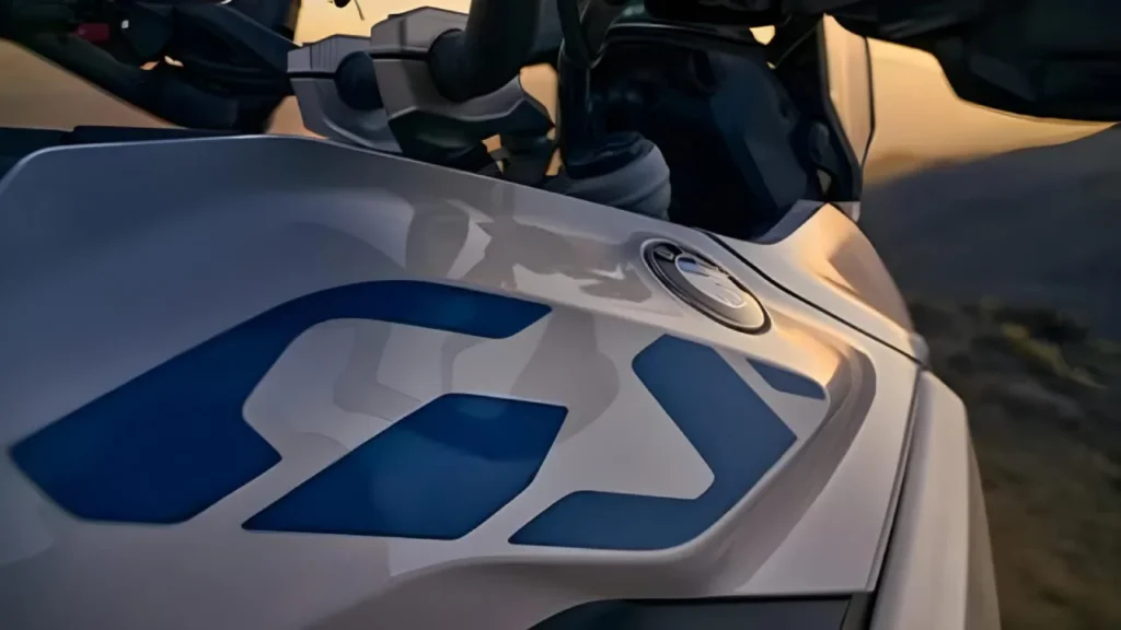 BMW F 450 GS Tank & Logo