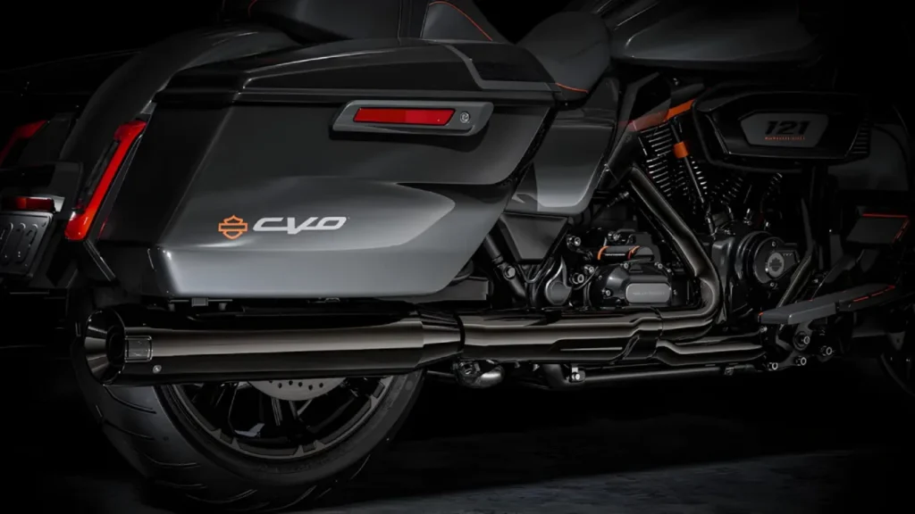 Harley-Davidson CVO Road Glide Right look