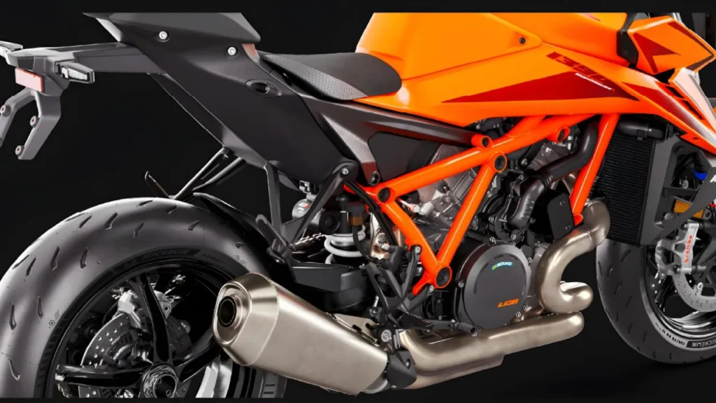 KTM 1390 Super Duke RR Engine