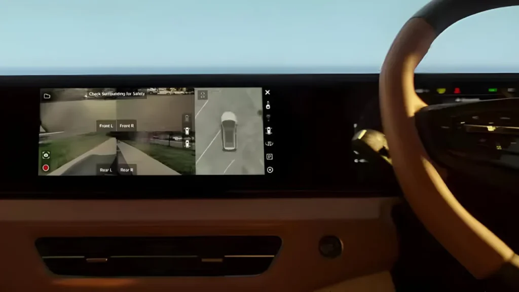 Mahindra XUV 7XO Display