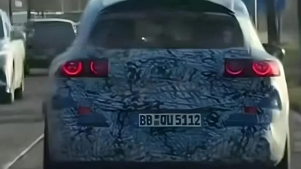 Mercedes Benz GLC EV Look